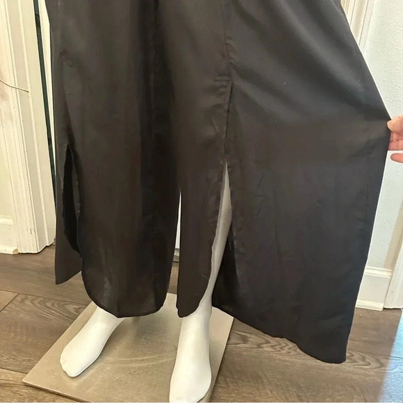 Curations Palazzo Pant with Tulip Hem Pockets in Black Size Medium - Picture 5 of 9